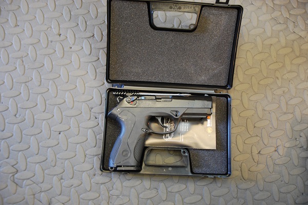 Replica blank firing beretta-p4