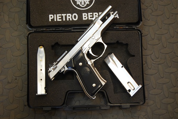 replica plugfire satin beretta