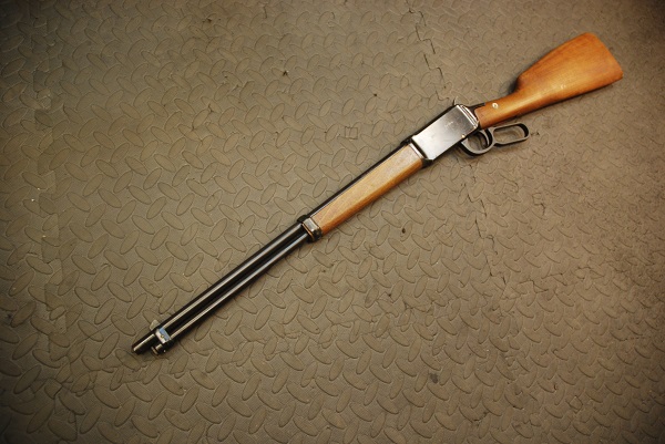 Replica blank firing gun