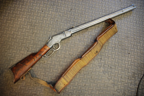 Replica blank firing gun