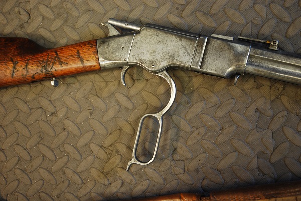 Replica blank firing gun